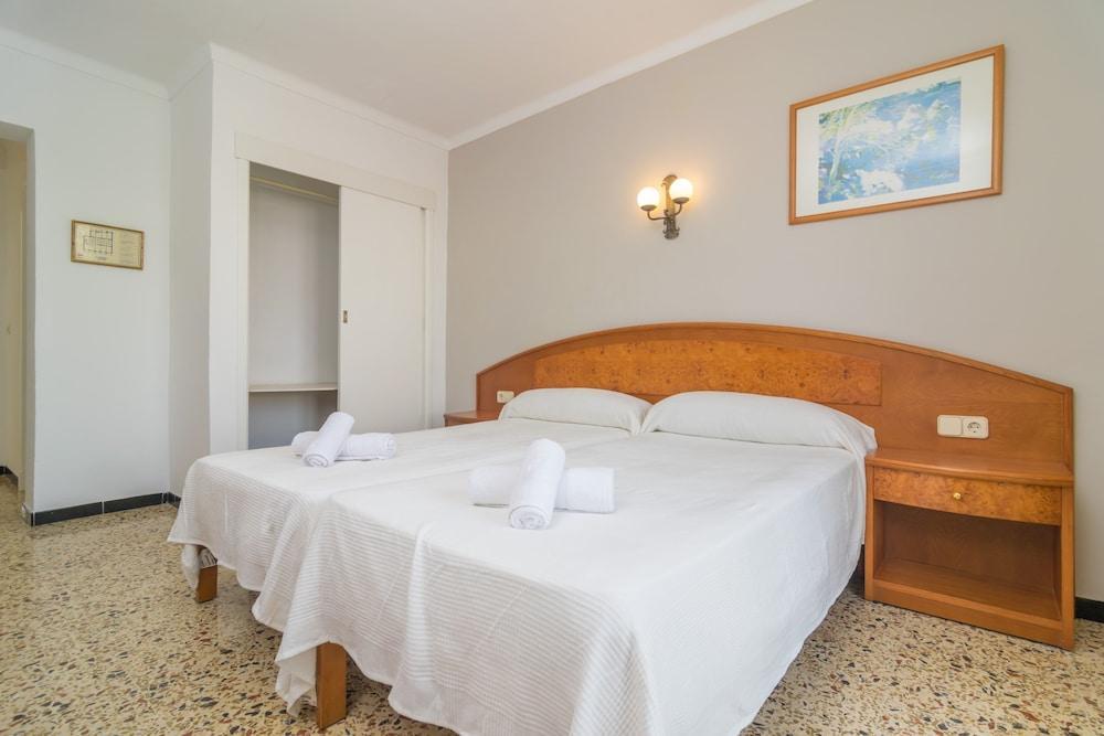 Hostal Talamanca กาลาดอร์ ภายนอก รูปภาพ