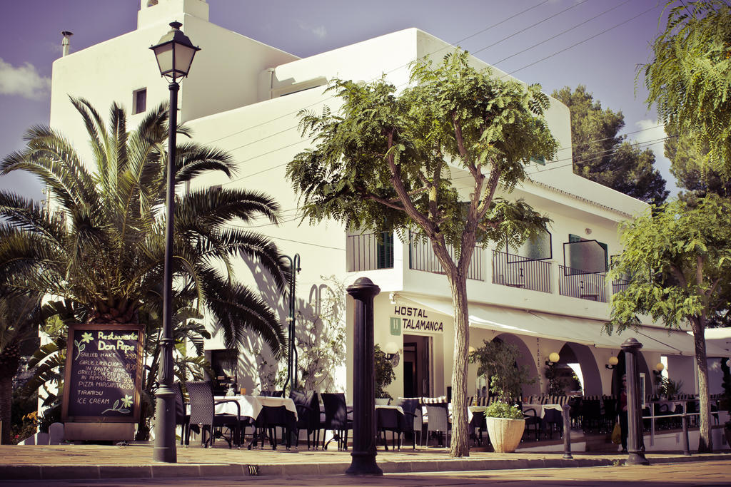 Hostal Talamanca กาลาดอร์ ภายนอก รูปภาพ